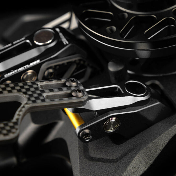 Volante Cube Controls F-PRO Dual-mode connection ( USB e Bluetooth) - Preto image number 3