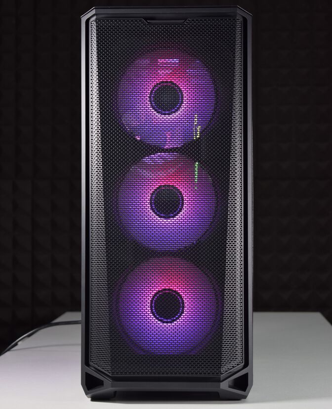 Computador King Mod Gamer-PC Ryzen 7 7800X3D 32GB DDR5 2TB RTX 5080 WiFi W11 image number 3