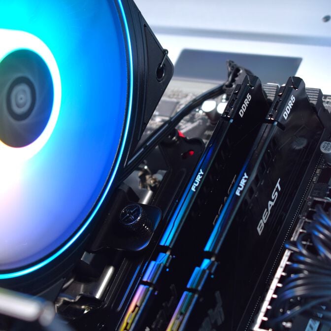 Computador AURA Gamer-PC TEAM 7 EDITION Ryzen 5 7500F 32GB DDR5 1TB RTX 5070 WiFi W11 V2 image number 5