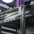 Computador AURA Limited-PC Ryzen 7 7800X3D 32GB DDR5 2TB RTX 5070 WiFi W11 image number null