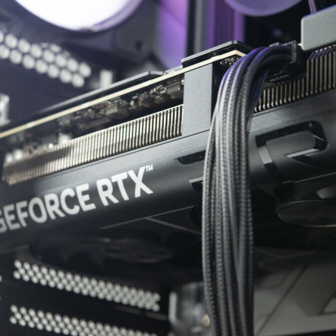 Computador AURA Limited-PC Ryzen 7 7800X3D 32GB DDR5 2TB RTX 5070 WiFi W11 image number 2