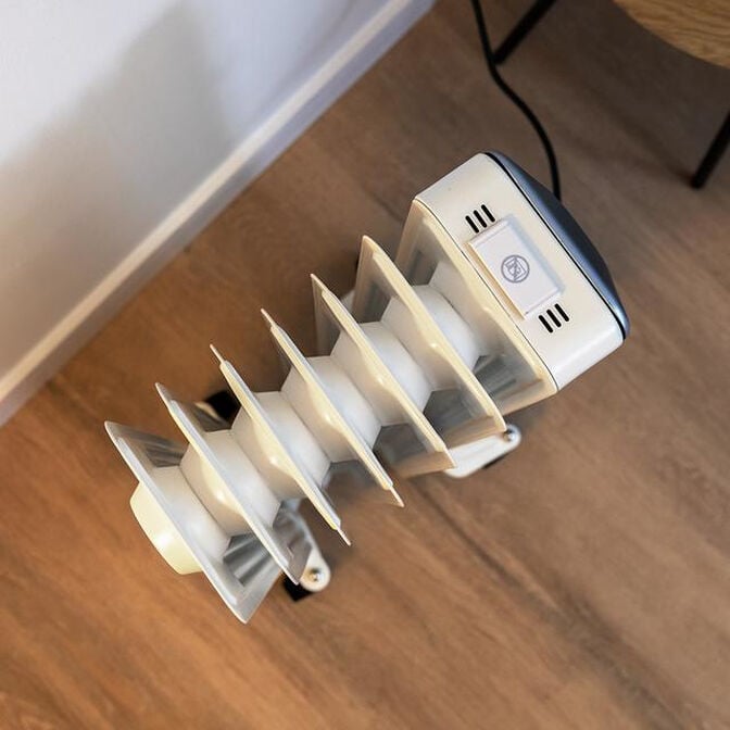 Aquecedor a &Oacute;leo Cecotec ReadyWarm 7000 Space 1500W Branco image number 3