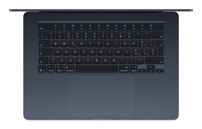 Port&aacute;til Apple MacBook Air M4 15.3" 10-Cores 16GB RAM 512GB SSD Meia-Noite image number 1