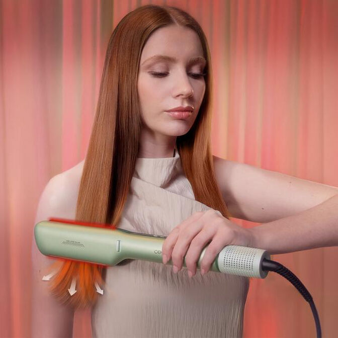 Alisador de Cabelo Cecotec Bamba RitualCare Air Lisse 600W Champagne image number 6