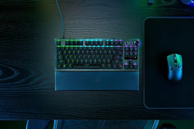 Teclado Razer Huntsman V3 Pro TKL RGB Analog Optical Switches (US) image number 4