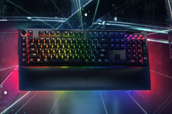 Teclado Razer BlackWidow V4 Pro RGB Yellow Switch (US) image number 9