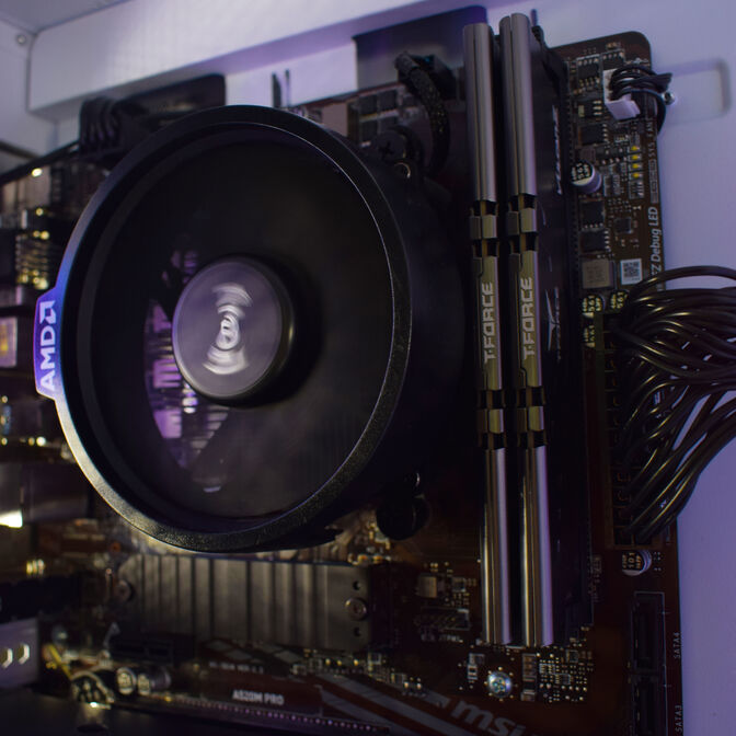 Computador AURA Limited-PC Ryzen 5 5600 16GB DDR4 1TB RTX 4060 W11 image number 2