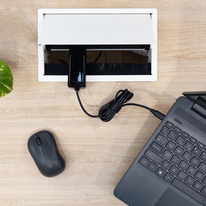 Carregador de Port&aacute;til GaN Tooq USB-C PD 45W Preto image number 2