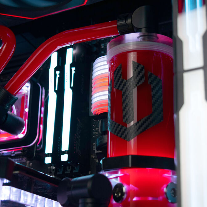 Computador King Mod Liquid-PC Ryzen 7 9850X3D 64GB DDR5 2TB RTX 5090 WiFi W11 image number 3