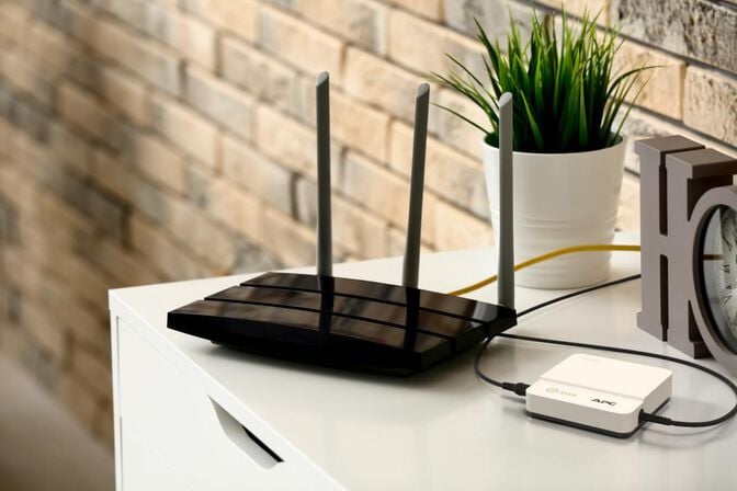 UPS APC Back-UPS Connect 12VDC/36W image number 1