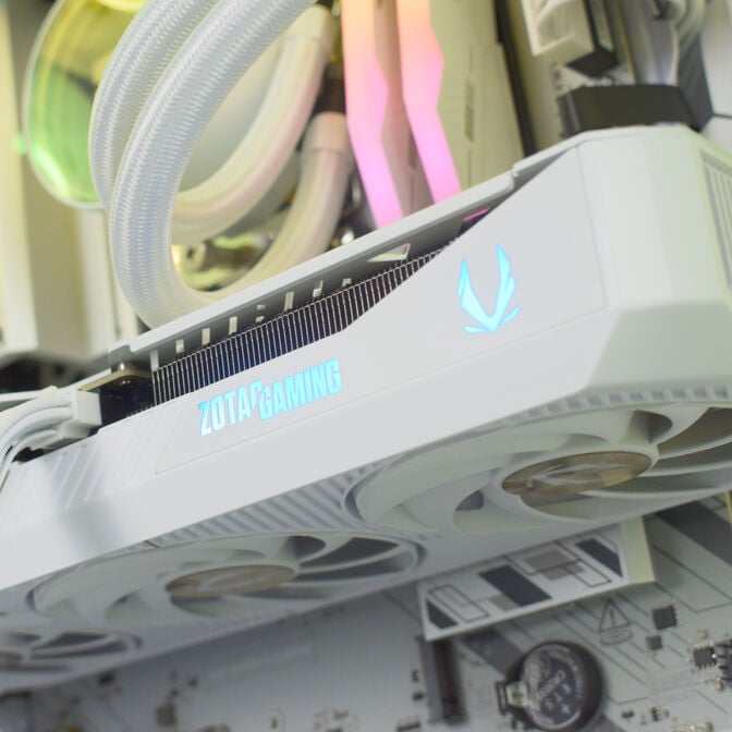 Computador AURA Gamer-PC Ryzen 7 7800X3D 32GB DDR5 1TB RTX 5070 WiFi W11 V2 image number 6