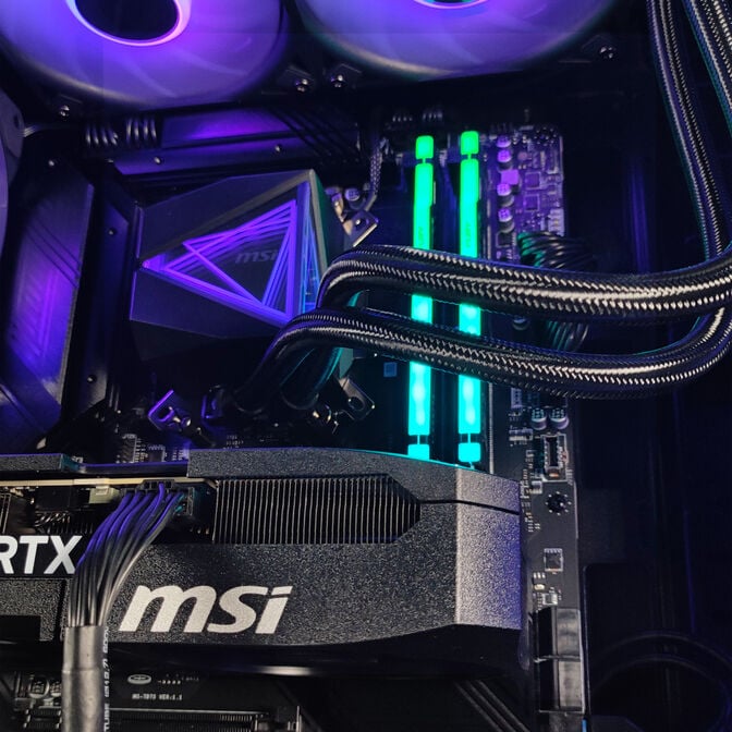 Computador King Mod Gamer-PC Powered by MSI Ryzen 7 9800X3D 32GB DDR5 1TB RTX 5070 WiFi W11 image number 5