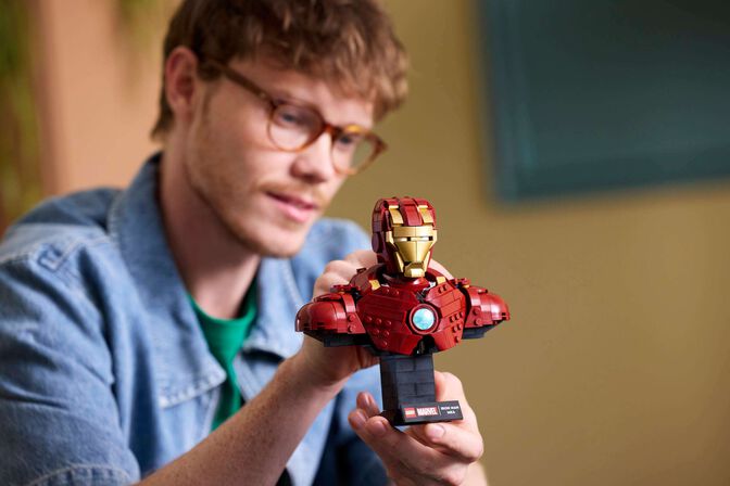 LEGO Marvel: Busto do Iron Man Mark 4, 436 Pe&ccedil;as (76327) image number 2