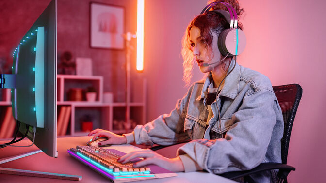 Monitor Philips EVNIA 8000 27" 27M2N8500 QD-OLED QHD 360Hz 0.03ms DisplayHDR TrueBlack 400 image number 8