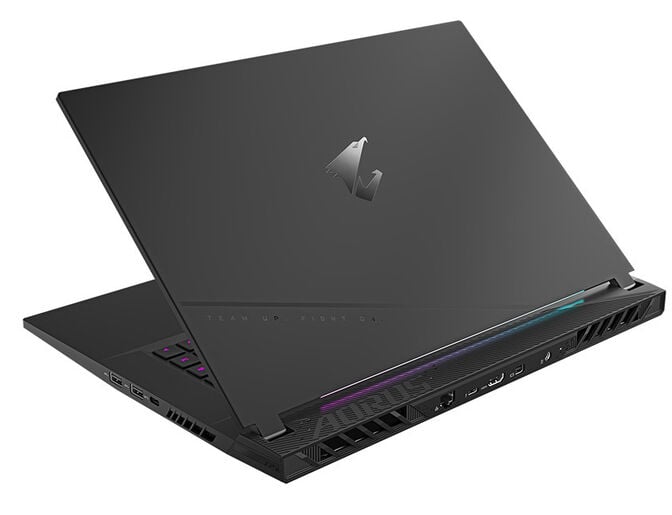 Port&aacute;til Gigabyte AORUS 15 BSF-73PT754SH 15.6" i7 13700H 16GB DDR5 1TB RTX 4070 QHD 165Hz W11 image number 4
