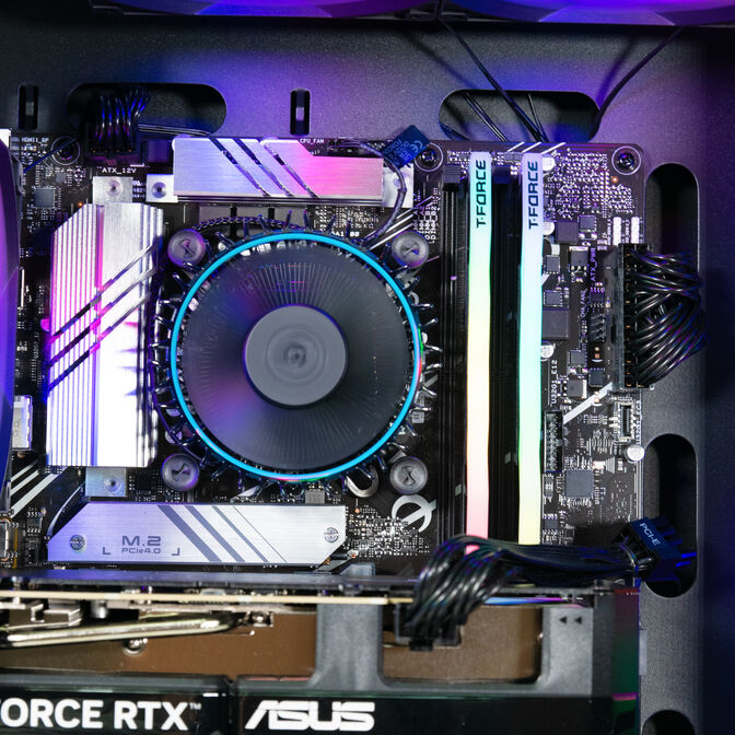 Computador AURA Gamer-PC Powered by ASUS Intel i5 14400F 32GB DDR5 1TB RTX 5060 Ti WiFi W11 image number 4