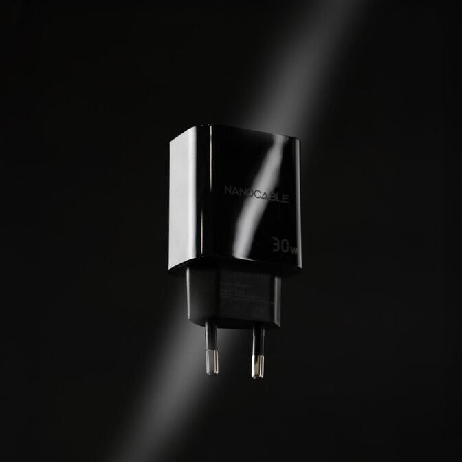 Carregador Nanocable USB-C/PD 30W Preto image number 1