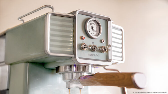 M&aacute;quina de Caf&eacute; Expresso Cecotec Power 20 Tradizionale image number 4