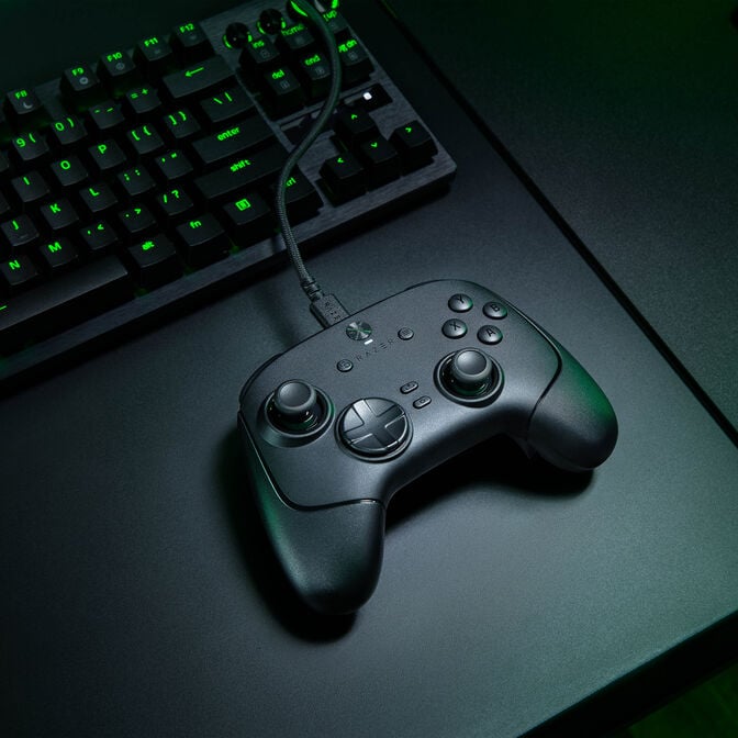 Gamepad Razer Wolverine V3 Tournament Edition PC Preto image number 7
