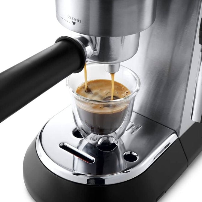 M&aacute;quina de Caf&eacute; Expresso DeLonghi Dedica EC685 1300W 15 Bar Metal image number 1