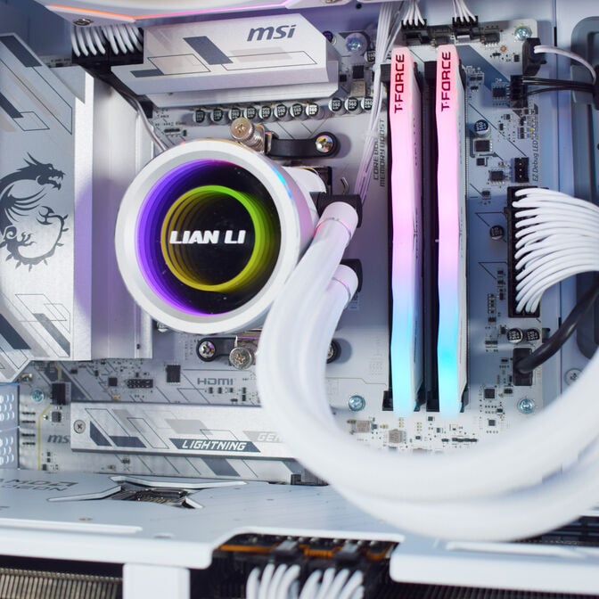 Computador King Mod Gamer-PC Ryzen 7 7800X3D 32GB DDR5 2TB RX 9070 XT WiFi W11 image number 7