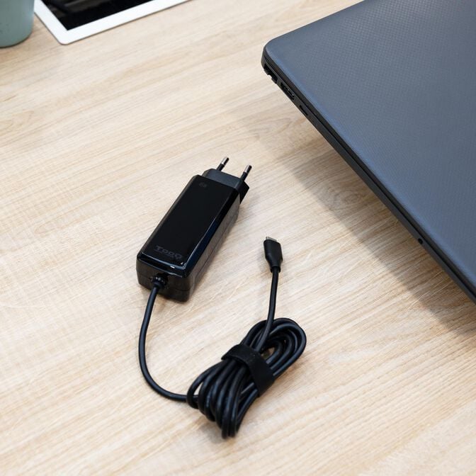 Carregador de Port&aacute;til GaN Tooq USB-C PD 45W Preto image number 3