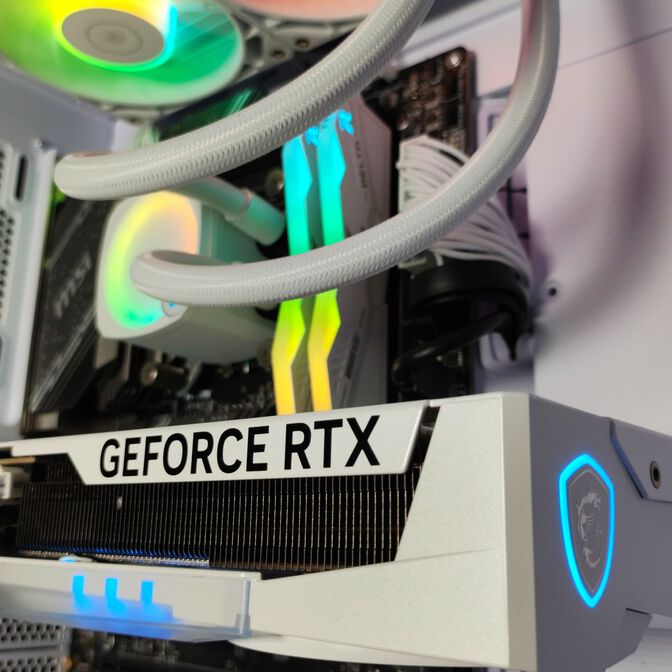 Computador King Mod Gamer-PC Intel i7 14700F 32GB DDR5 1TB RTX 5070 WiFi W11 image number 5