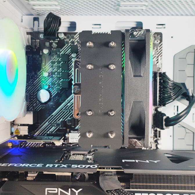 Computador AURA Gamer-PC Ryzen 7 5700X3D 32GB DDR4 1TB RTX 5070 WiFi W11 image number 7