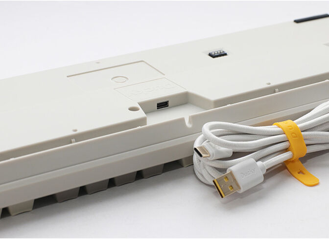 Teclado Mec&acirc;nico Ducky Origin 100% Vintage MX Red (ES) image number 4