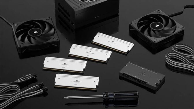 Corsair Kit 32GB (2 x 16GB) DDR5 7000MHz Dominator Titanium RGB White CL34 image number 2