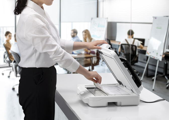 Scanner de Documentos Epson WorkForce DS-1730 image number 3