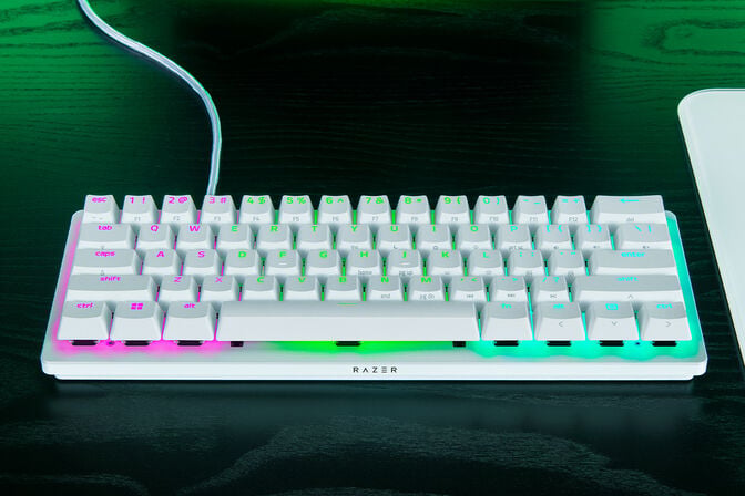 Teclado Razer Huntsman V3 Pro TKL RGB Analog Optical Switch Branco (US) image number 1