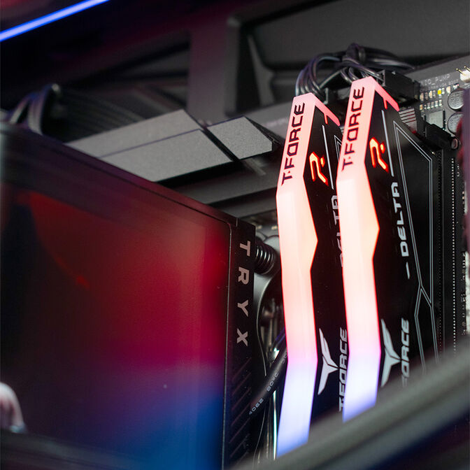 Computador King Mod Gamer-PC Powered by ASUS HYTE Ryzen 7 9850X3D 64GB DDR5 2TB RTX 5090 WiFi W11 image number 3