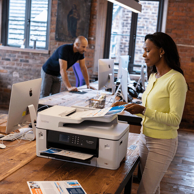 Impressora Multifun&ccedil;&otilde;es a Jato de Tinta Brother MFC-J6540DWE A3 WiFi image number 3