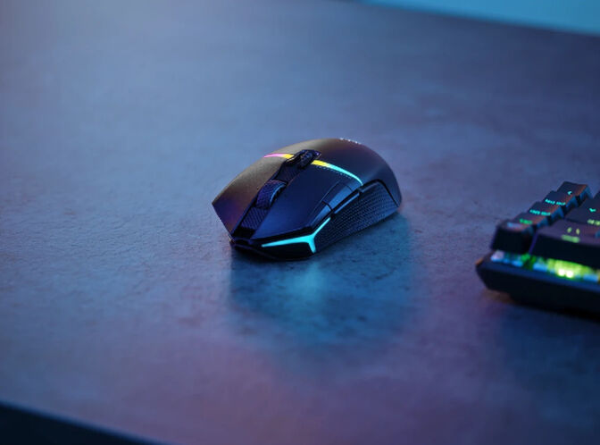 Rato Corsair Nightsabre Gaming RGB Wireless/Bluetooth 26000DPI Preto image number 2