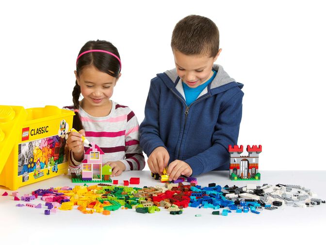 LEGO Classic: Caixa Grande de Pe&ccedil;as Criativas, 790 Pe&ccedil;as (10698) image number 1