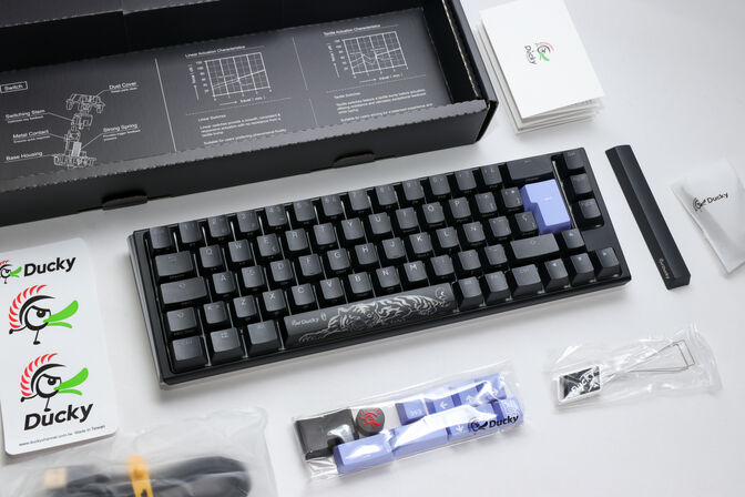 Teclado Mec&acirc;nico Ducky ONE 3 Classic SF 65% RGB MX-Blue (ES) image number 4