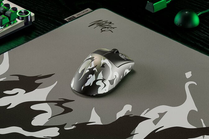 Rato Razer DeathAdder V4 Pro 45000DPI Wireless Preto NiKo Ed. image number 1