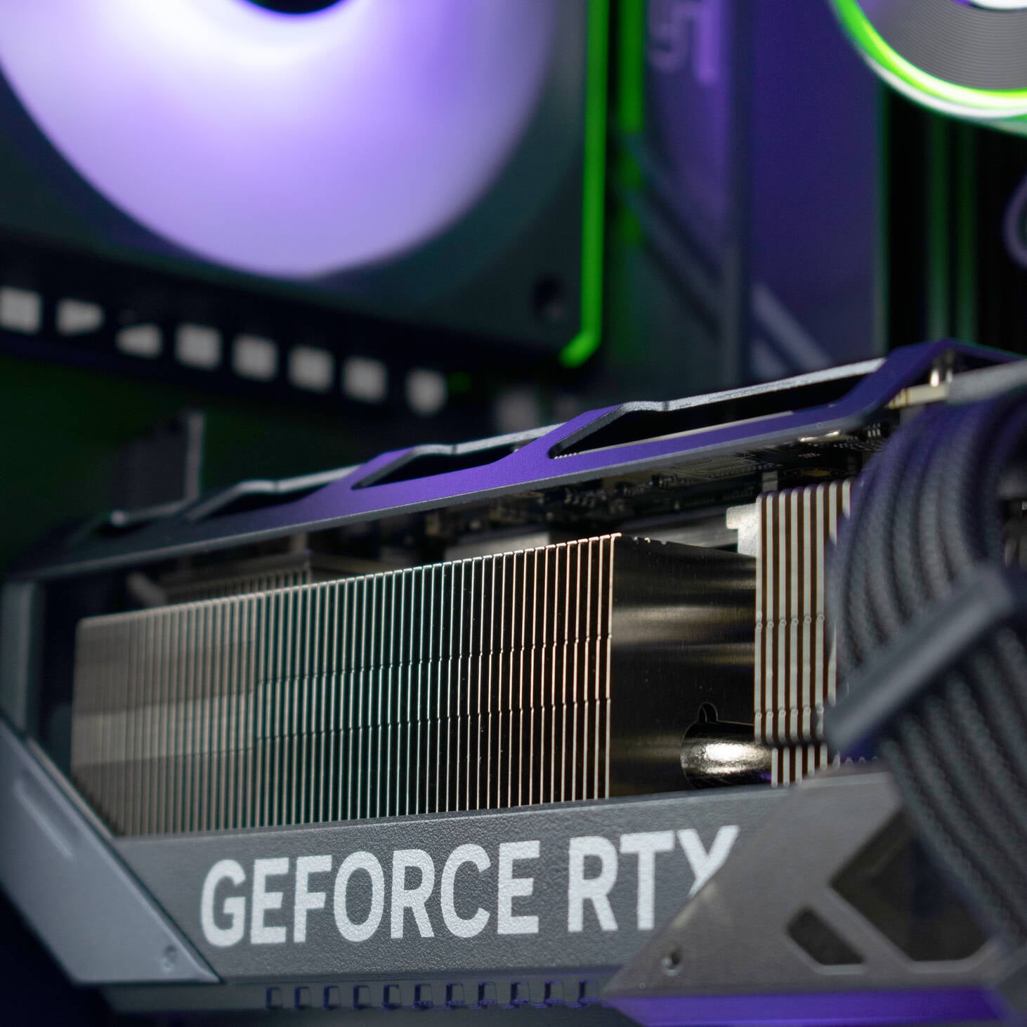 Computadores Gamer NVIDIA com Placas Gráficas GeForce RTX na Globaldata