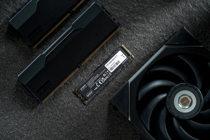 SSD KLEVV CRAS C715 Gen3 1TB M.2 NVMe 2280 (3200/2000MB/s) image number 17