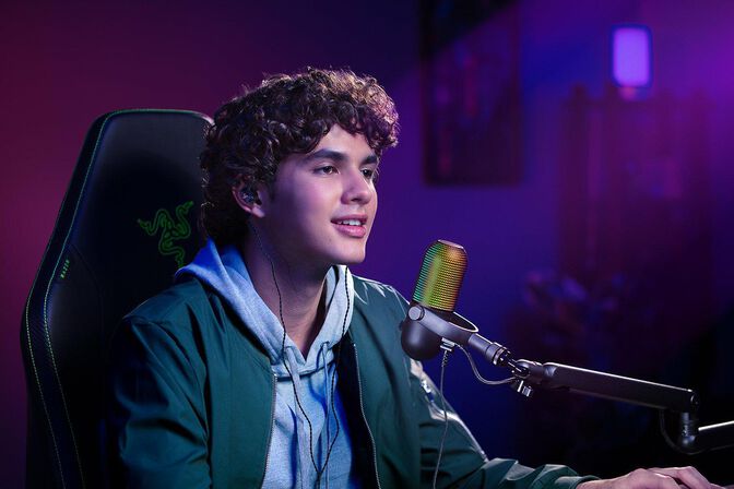 Microfone Razer Seiren V3 Chroma image number 10