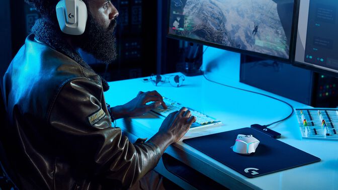 Rato Gaming Logitech G Series G502 X Plus LightSpeed RGB Wireless Branco image number 4