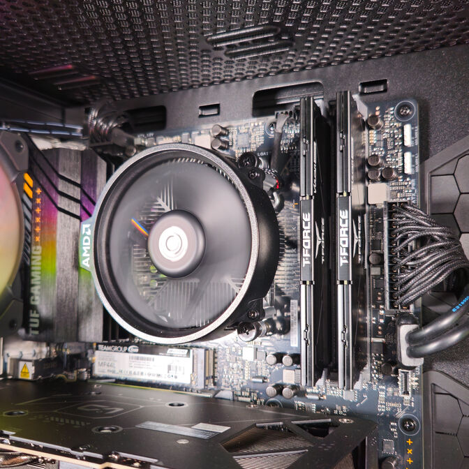 Computador AURA Gamer-PC Powered by ASUS Ryzen 5 7500F 32GB DDR5 1TB RTX 5060 Ti 16GB WiFi W11 image number 6