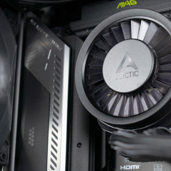 Computador King Mod AI-PC Intel Ultra 7 270K Plus 128GB DDR5 2x2TB RTX PRO 4500 32GB W11 PRO image number 6