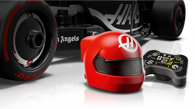 LEGO Speed Champions: Carro de Corrida MoneyGram Haas F1 Team VF-24, 242 Pe&ccedil;as (77250) image number 4