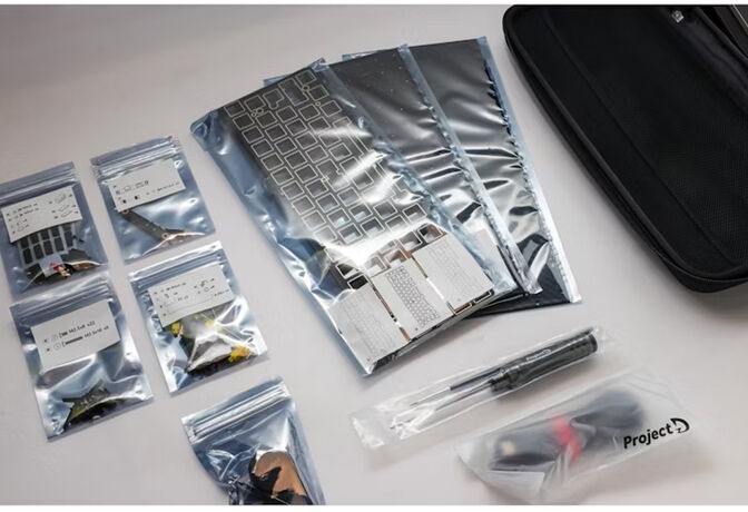 Kit Teclado DIY Ducky Outlaw 65 Silver (PT) image number 9