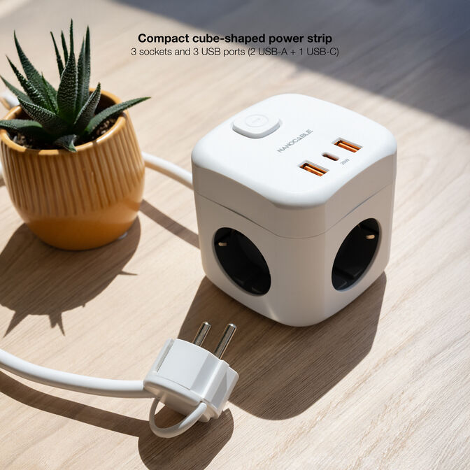 Cubo Nanocable com 3 Tomadas 3 USB com interruptor Branco image number 1