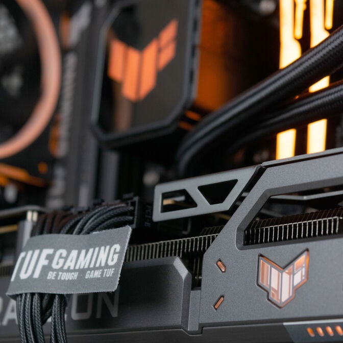 Computador King Mod Gamer-PC Powered by ASUS TUF Edition Ryzen 7 9850X3D 32GB DDR5 2TB RX 9070 XT WiFi W11 image number 4