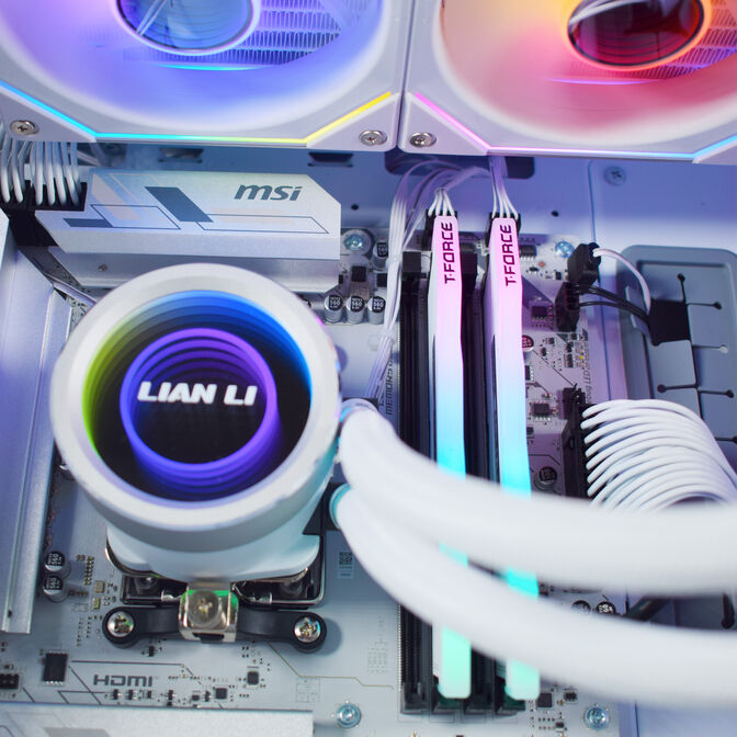 Computador King Mod Gamer-PC Ryzen 7 7800X3D 32GB DDR5 2TB RX 9070 XT WiFi W11 image number 5