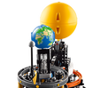LEGO Technic: Planeta Terra e Lua em &Oacute;rbita, 526 Pe&ccedil;as (42179) image number null